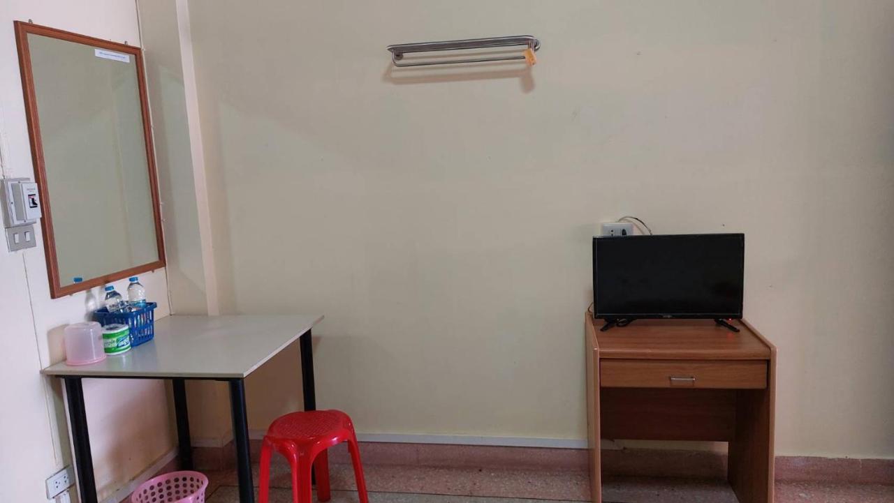 Sataya Apartment Maha Sarakham Dış mekan fotoğraf